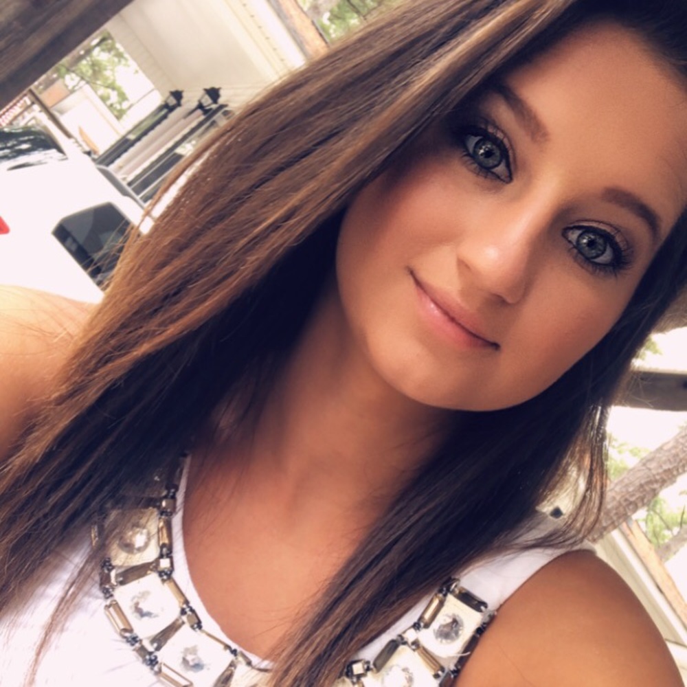 Meet your Posher, Tabitha